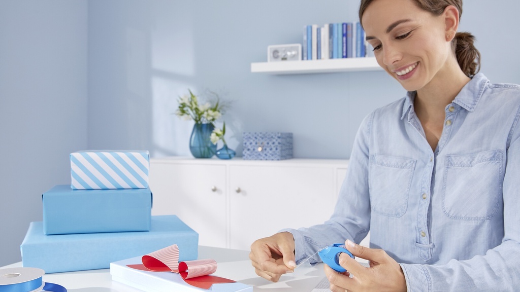 Ruban adhésif transparent tesa® eco&crystal 10 m : 19 mm avec dérouleur  (copie)