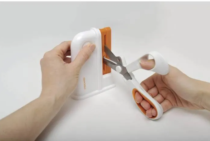 Aiguiseur de ciseaux Fiskars
